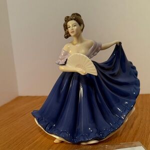 Royal Doulton Elaine Elegant Figurine in Blue and White